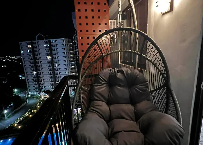 Bears Den Cozy 1br With Balcony Facing And Amenity Near Mactan Airport Lapu-Lapu City