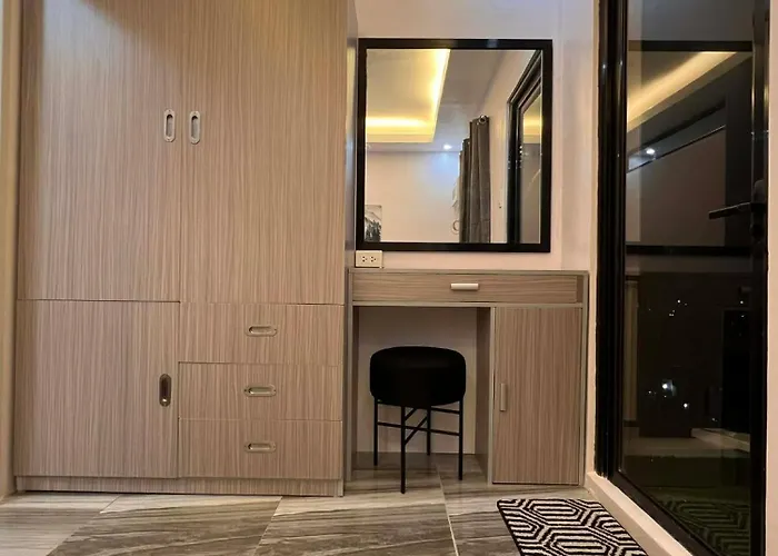 Bears Den Cozy 1br With Balcony Facing And Amenity Near Mactan Airport * Lapu-Lapu City